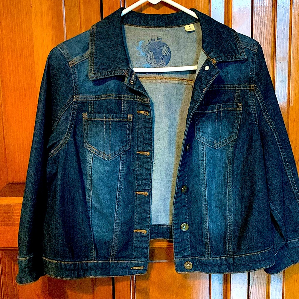 SEVEN- for all mankind Jean jacket, practically brand new, maybe worn twice:)